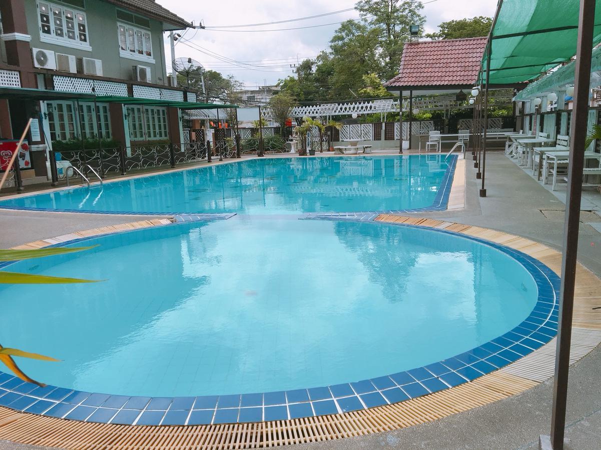 Waratee Spa Resort Villa Бангкок Екстер'єр фото